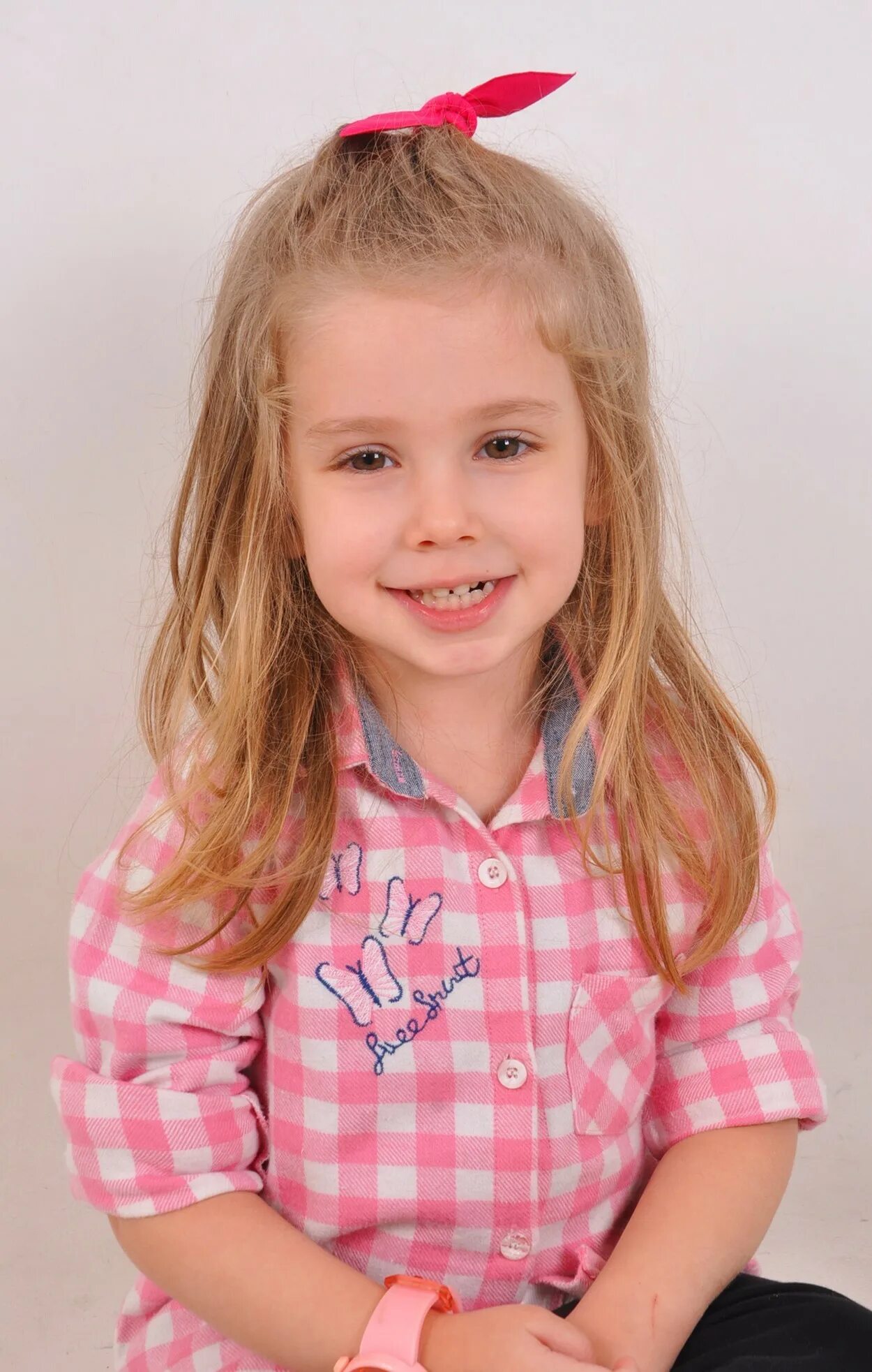 Azra aksu карьера. Азра аксу. Azra aksu карьера. Азра аксу. Azra aksu биография.