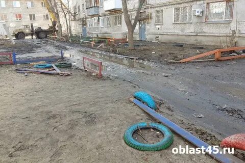Тротуарам и подъездам