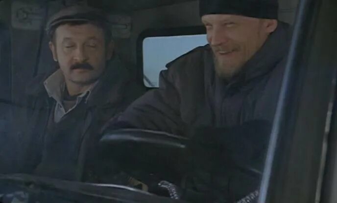 С дона выдачи нет 2006. С дона выдачи нет 2006. Мотовольница с дона выдачи нет. С дона выдачи нет. Кадры из фильмов.