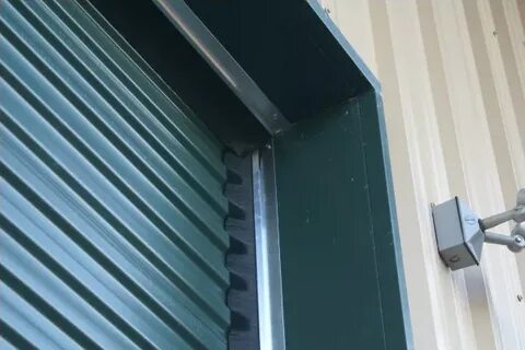 Щетка для откатных ворот