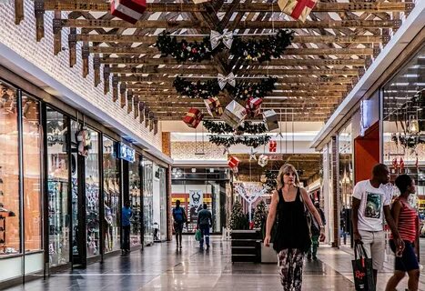 Shopping center stores