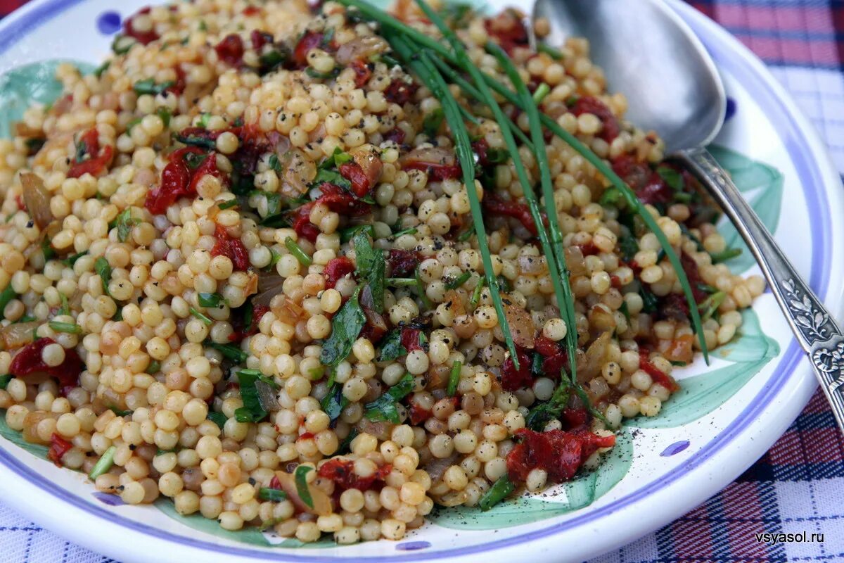 Пиптим. Кускус птитим. Израильский кускус птитим. Крупа птитим. Крупа кус-кус птитим.