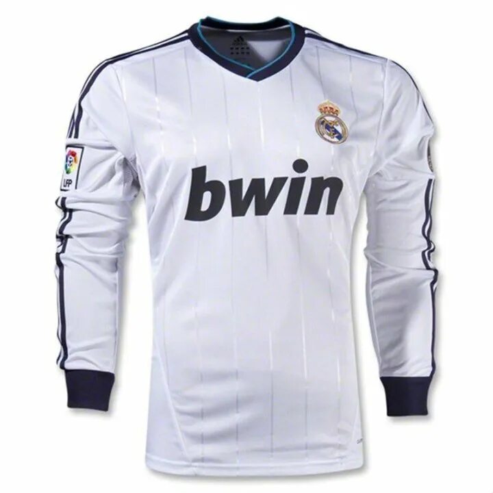 Купить футболку реал. Футболка Реал Мадрид 2012/2013. Реал Мадрид форма bwin. Форма Реал Мадрид 2013. Реал Мадрид форма bwin 2013.