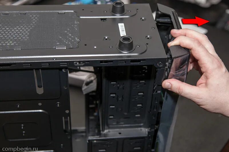 Как снять переднюю панель корпуса компьютера. Aerocool cs-105 передняя панель крышка. системный блок снять переднюю панель. ножки для корпуса компьютера. крышка для корпуса компьютера.