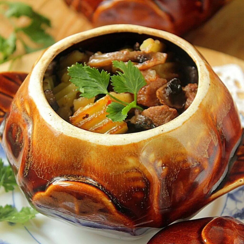 белые грибы в горшочке в духовке