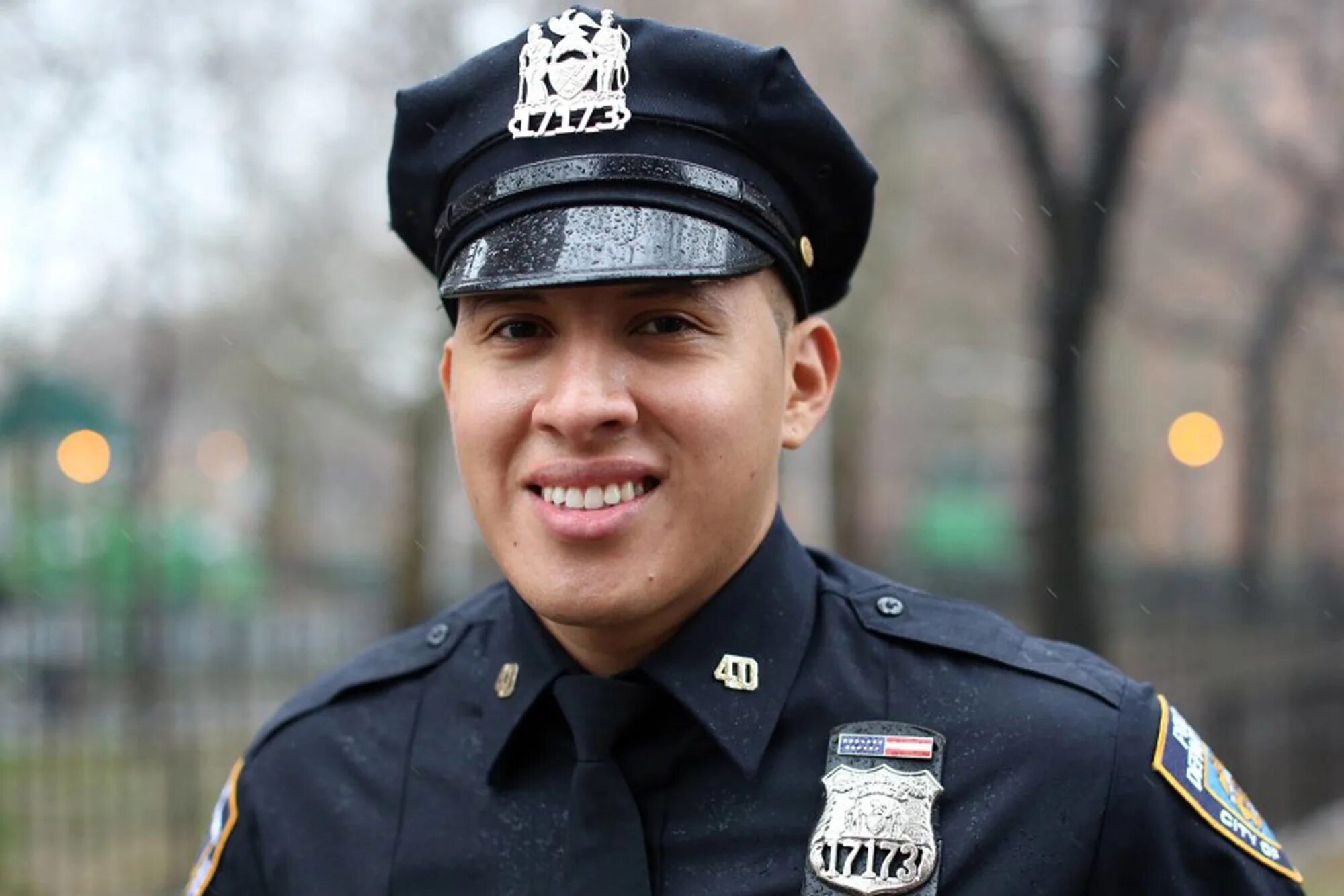 Фото полицейского. Полицейский офицер. Фото офицера полиции. NYPD Officer. Фотография полицейского в реальной жизни.