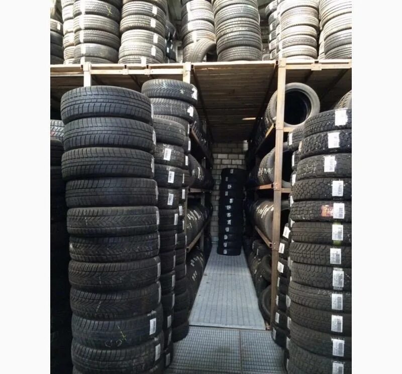 автошины б/у. куча резины. покрышка автомобильная. склад автошин. бэушные покрышки.