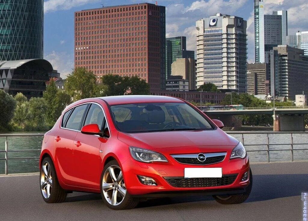 Opel Astra j 2010. Opel Astra Hatchback 2010. Opel Astra 2010 хэтчбек.