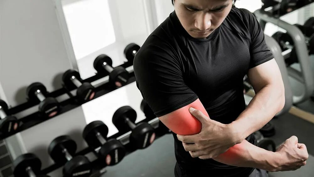 Человек вдыхает. Человек вздохнул с облегчением. Облегченный человек. Облегчение эмоция. Психосоматическая карта тела.