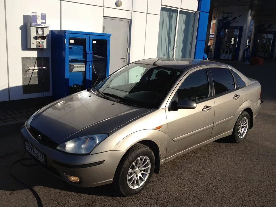 Форд фокус 2004 купить. Форд фокус 1 2004 года. Ford Focus 1 2004. Ford Focus 2004 седан. Форд фокус 1 седан 2004.