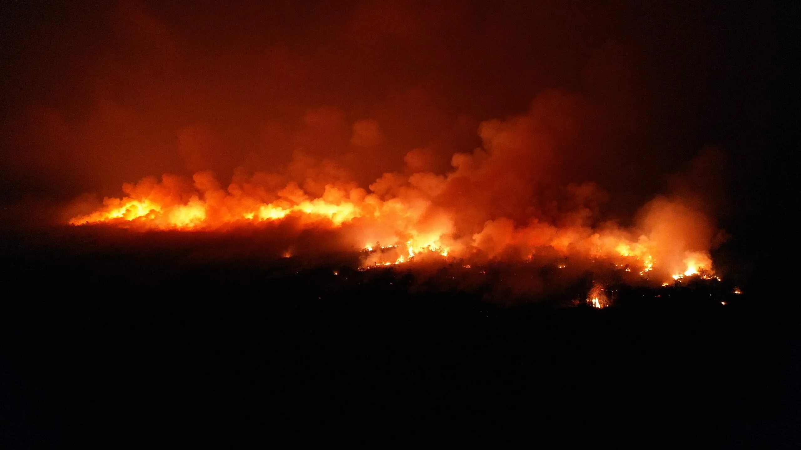Огненная девушка. Azerbaijan land of fire photo. Burned i m. Адское пламя. Burned i m.