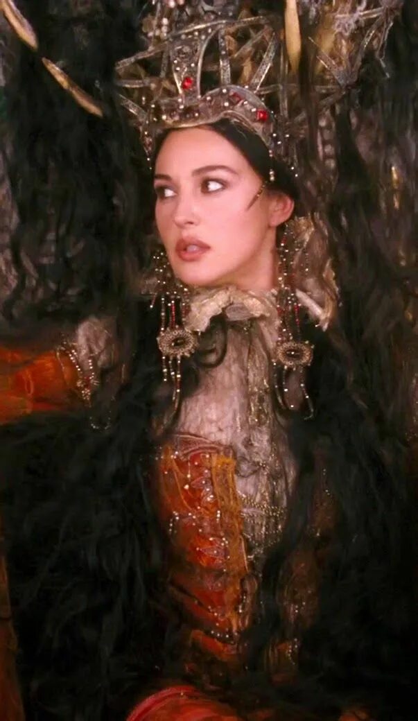 Братья гримм фильм ведьма. Гензель и гретель 1983. Братья ведьма. Моника беллуччи братья гримм ведьма. Охотники на ведьм 2013 рогатая ведьма.