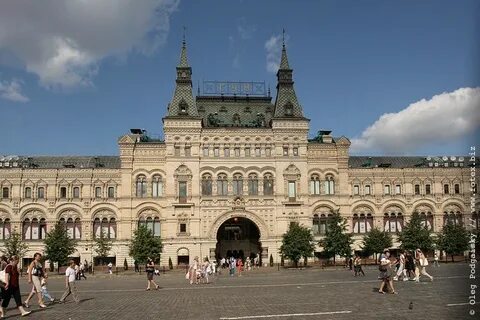Современное здание гума было возведено