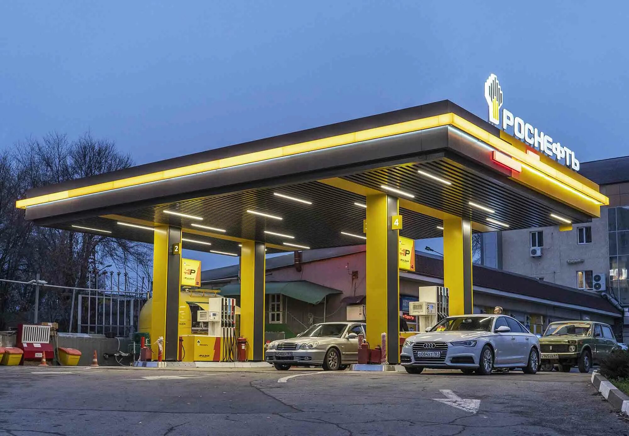 Вакансия азс роснефть. Оператор азс. Вакансия азс роснефть. Обязанности оператора азс. Заправочная станция роснефть южное медведково.