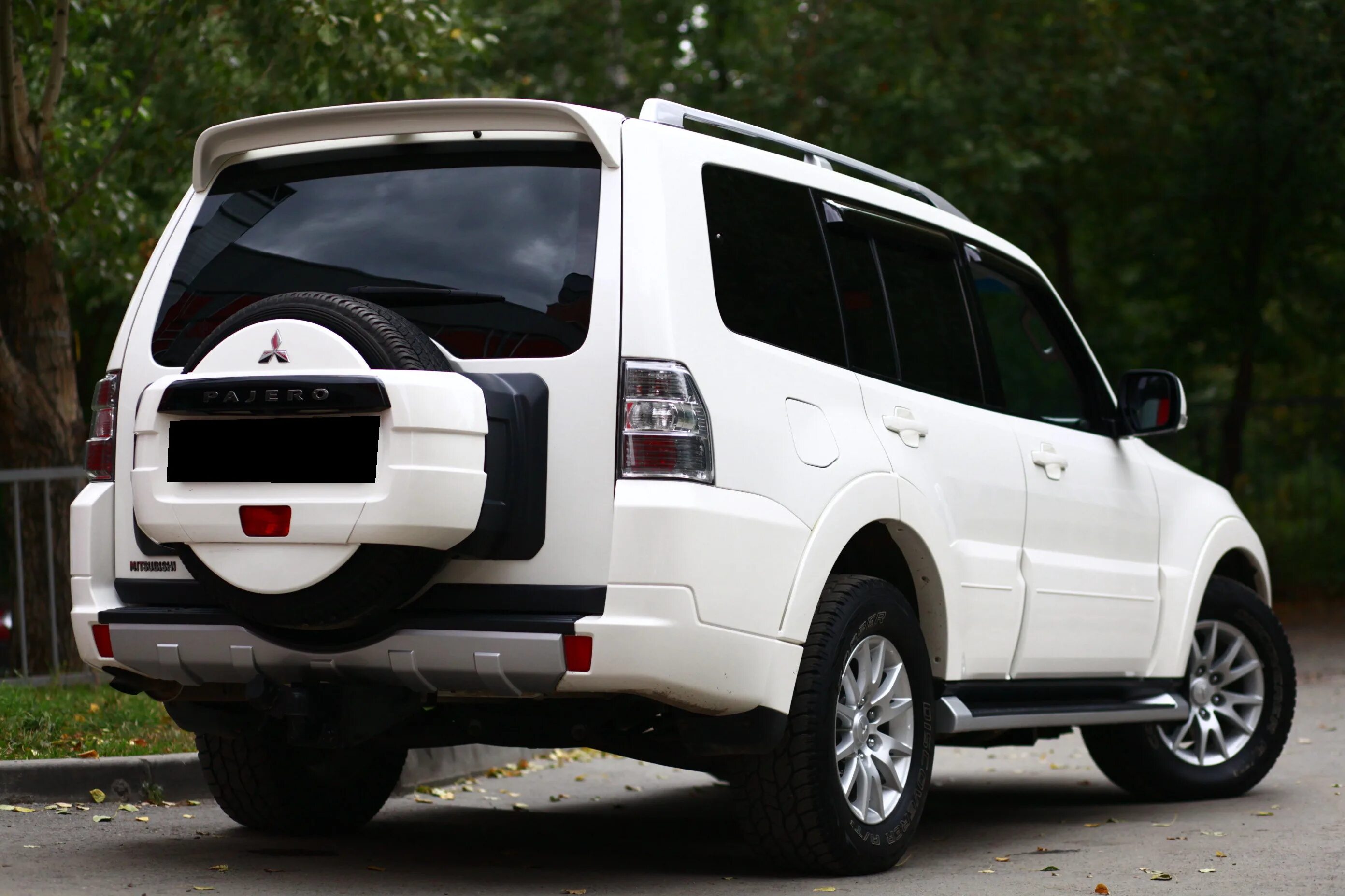 Mitsubishi pajero 2011. Паджеро 2011. Митсубиси Паджеро 2011г. Митсубиси Паджеро 2011. Mitsubishi Pajero, 2011 года.