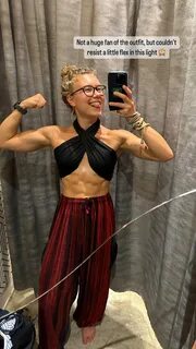 Mona Huygelen (monalita.xo) .