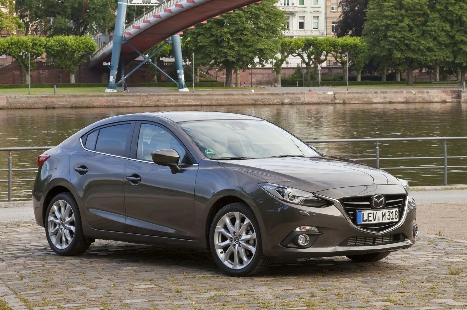 Мазда 3 седан. Мазда 3 седан 2014. Мазда 3 седан 2013. Mazda Mazda 3 2014. Mazda 3 3 поколение