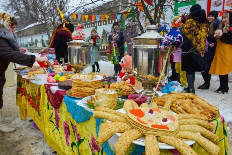 Масленичные гуляния в школе. Масленица ярмарка. Стол на Масленицу. Украшение стола на Масленицу. Украшение палатки на Масленицу.