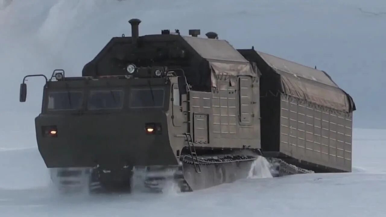 Дт витязь. Тягач витязь дт 30. дт 30 витязь в арктике. дт-30 вездеход. дт-30п витязь арктика.