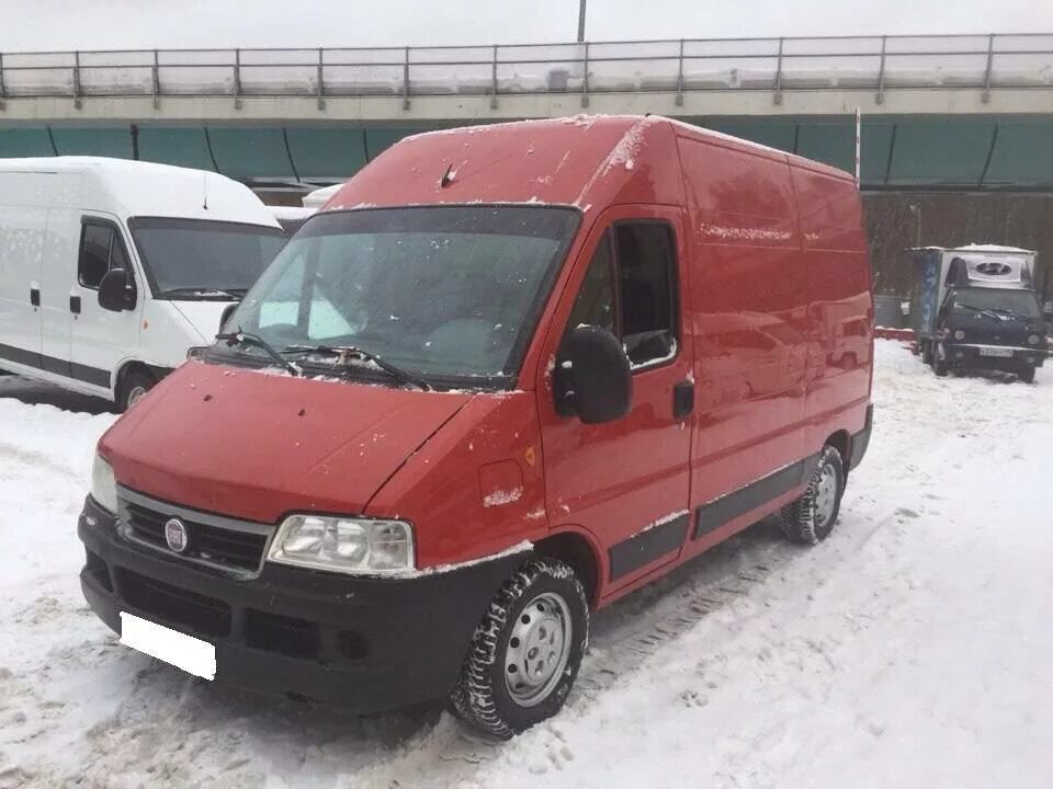 Fiat ducato 244 фургон. Фиат дукато 2011. Красный бусик. Фиат грузопассажирский бу на авито. Фиат дукато грузопассажирский.