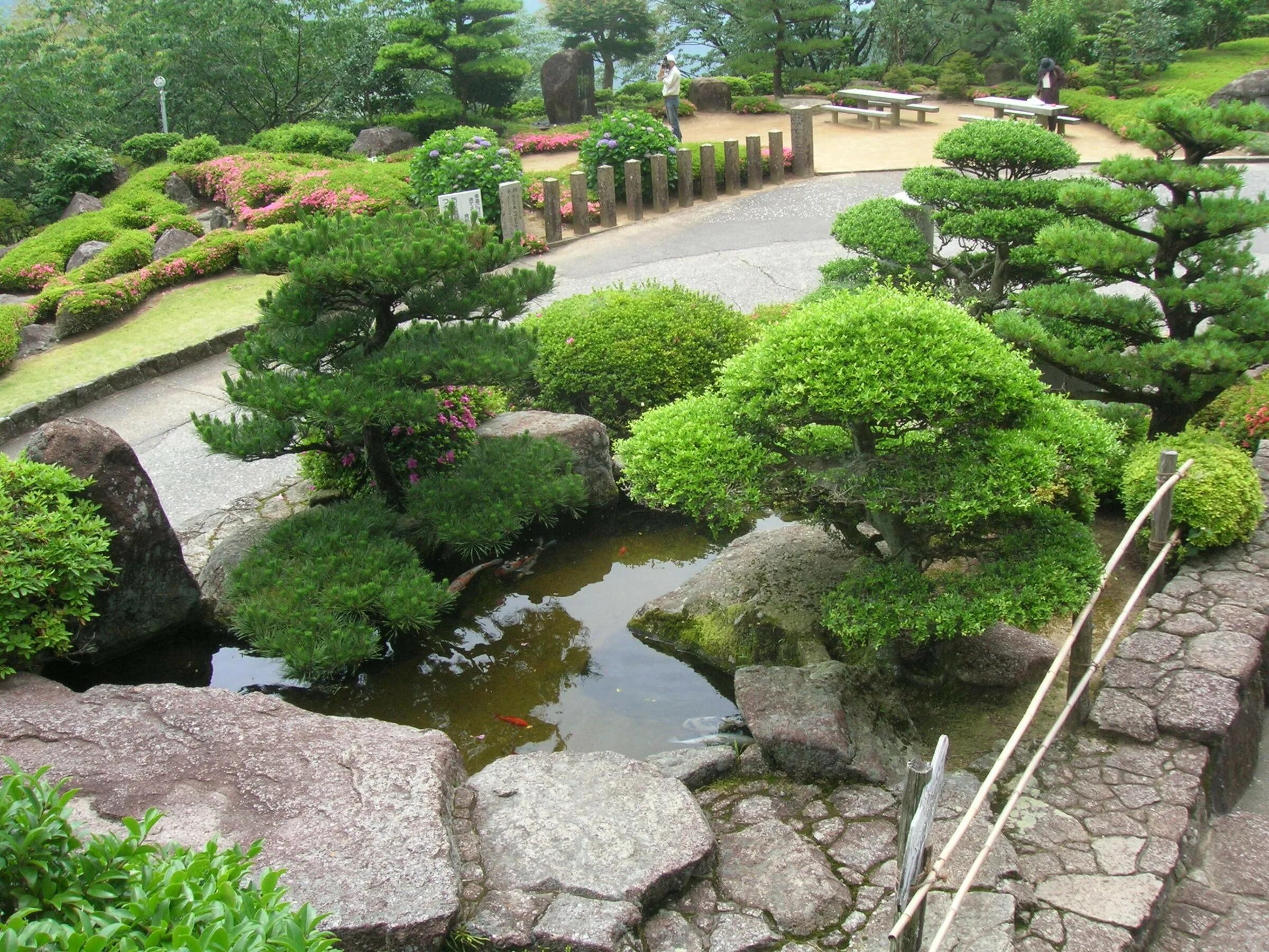 contemporary zen garden Garden landscape design, Japanese garden, Contemporary g