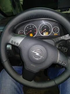 Ц рулем
