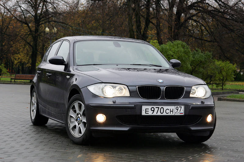 Bmw 120i. BMW 1 2006. БМВ 120 I 2007. БМВ 1 2006 года. BMW 116 2006.