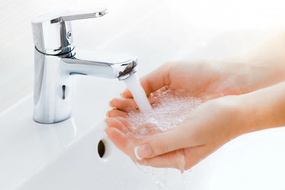 Мытье без воды купить. Мытье рук. Красиво мытья рук. Струя воды. Мойка рук.