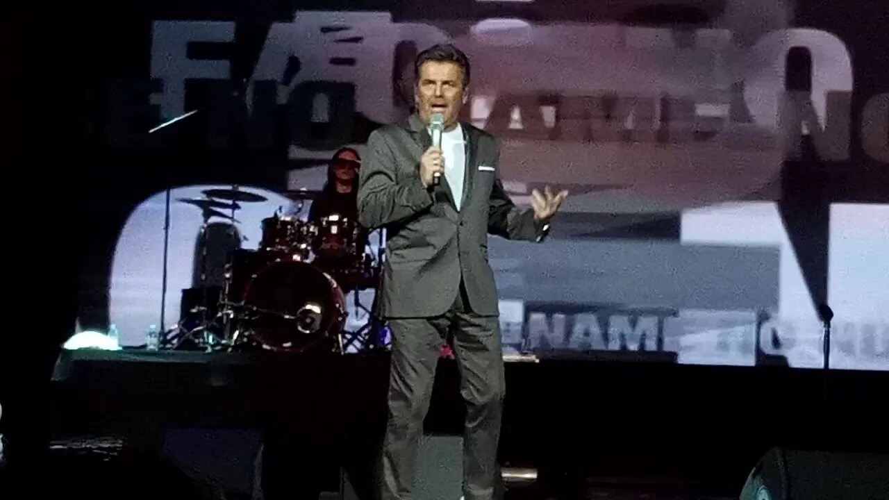 Modern talking no face no number. Томас андерс на красной площади. жара в баку 2019 томас андерс. thomas anders no face no number. томас андерс шоу певец в маске.