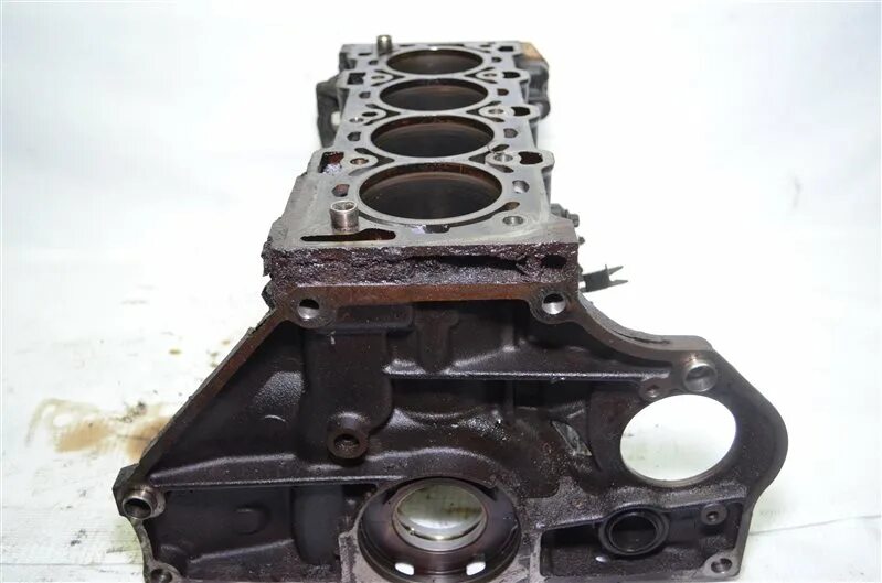 Блок z16xer. Блок двигателя z16xer. z16xe блок цилиндров. a16xer блок цилиндров.
