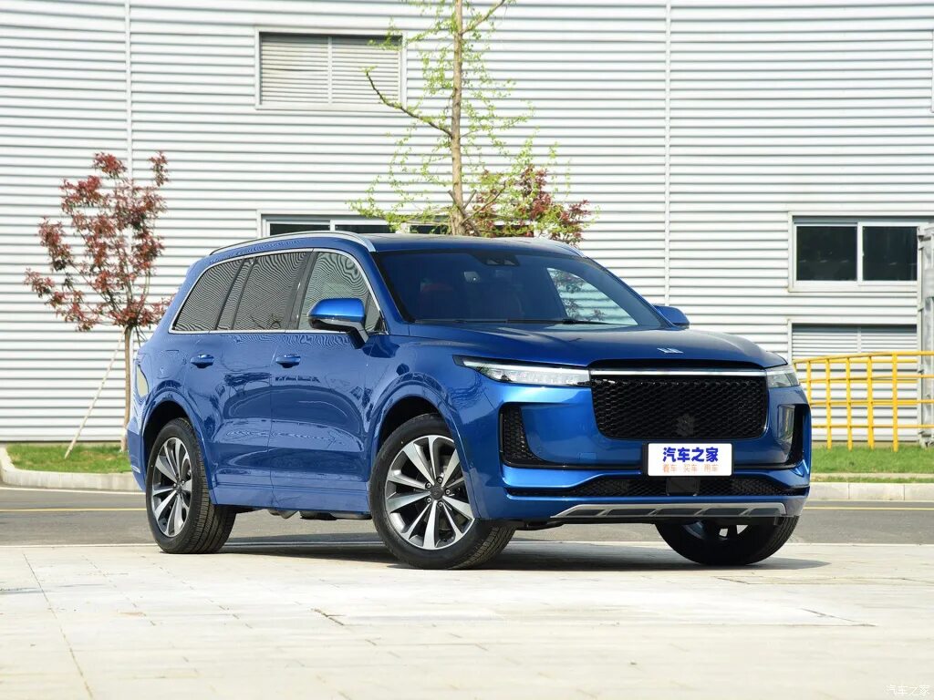 Li auto l7 характеристики. Li one 2021. Li one 2022 li9. Китайский кроссовер li one. Li Xiang one Hybrid SUV 2020.