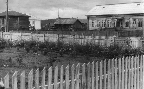 Про историю поселка. Посёлок ИС Свердловская область. Поселок ИС нижняя тура. Свердловская область город нижняя тура поселок ИС. Посёлок ИС Свердловская область 20 век.