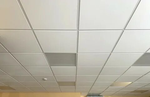 Потолочные плиты типа армстронг