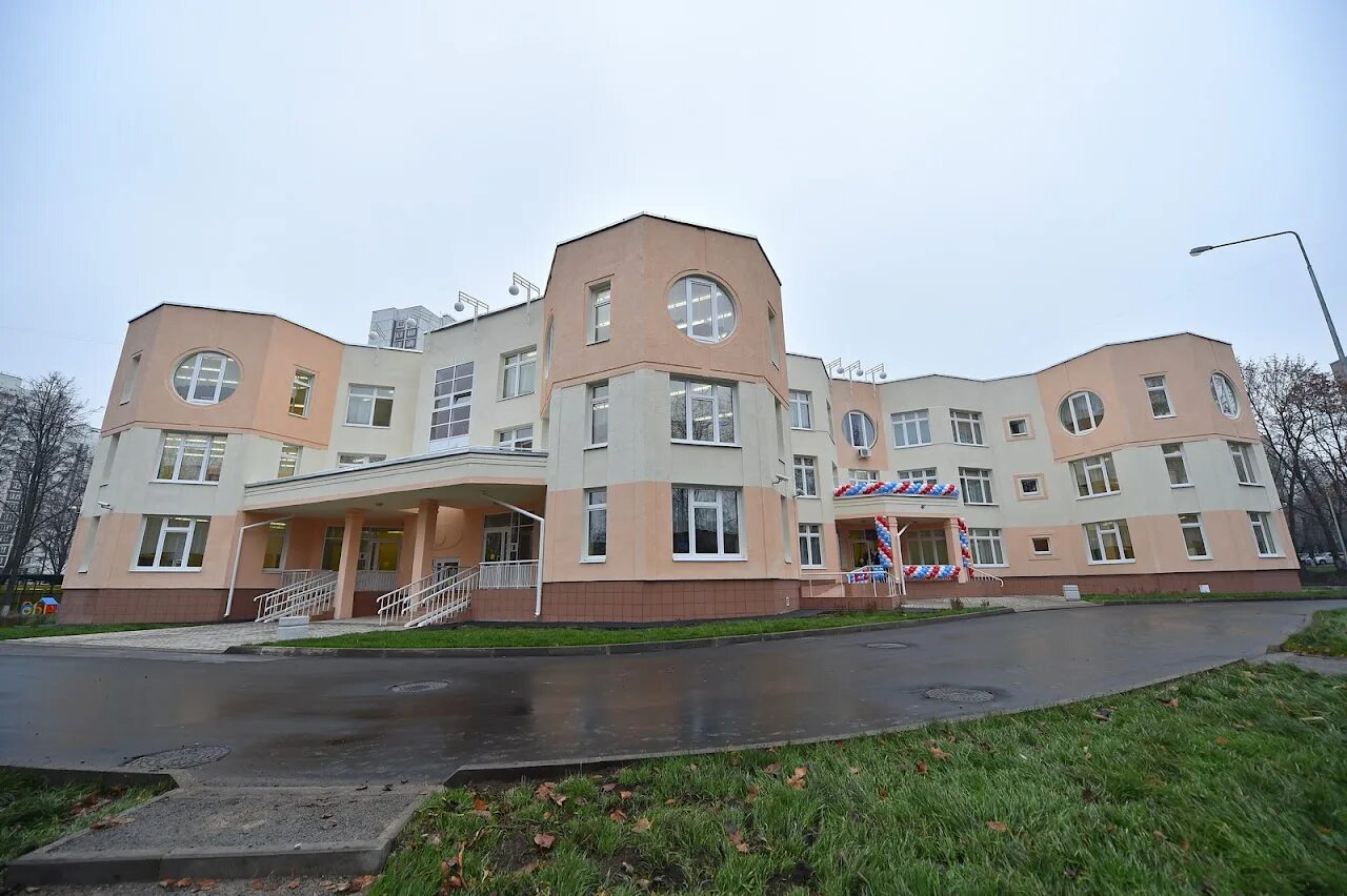 Школа 35 внутри. Детский сад ржавки. Ржавки менделеево. Перовская 42б детский сад. Детский сад 10 солнечногорск.