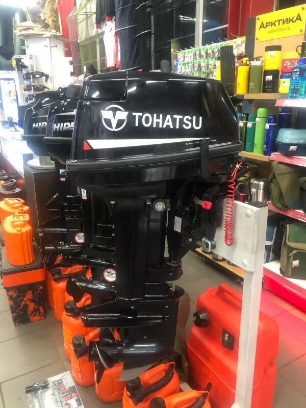 Б у мотором спб. Мотор Tohatsu 18. Tohatsu 18 2 тактный проставка под мотор. Tohatsu 18 2021 года. Tohatsu 18мф 2 тактный фото и цена.