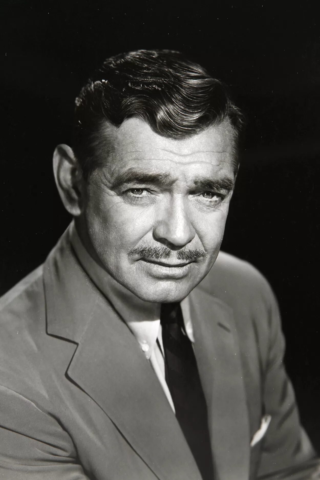 Кларк гейбл актер. Кларк гейбл актер. Кларк гейбл молодой. Кларк гейбл 1950. Кларк гейбл iii.