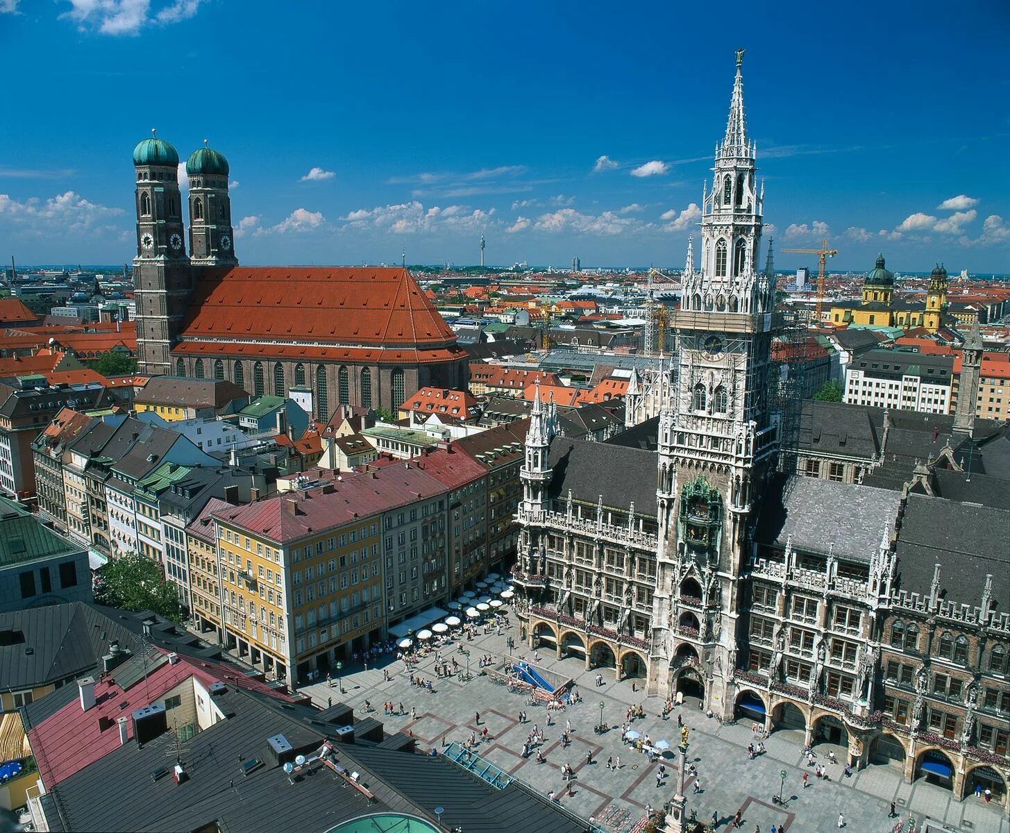 Алмания. Бавария Мюнхен город. München, город Германия. Мюнхен город в Германии достопримечательности. Бавария Мюнхен архитектура.