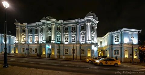 Дом комод