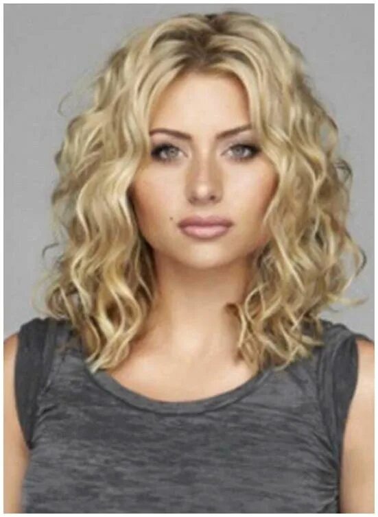 Short wavy hair Cabello medio ondulado, Cabello medio, Pelo medio corto