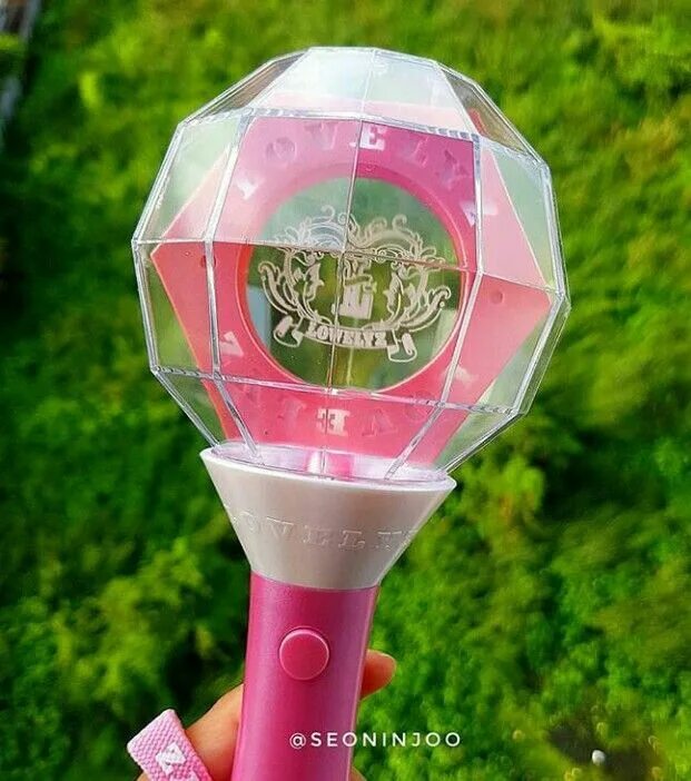 Лайтстик. Shinee lightstick. лайтстик dreamcatcher. 4minute лайстик. лайтстик lovelyz.