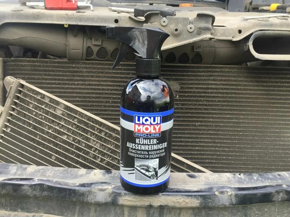 Промывка радиатора снаружи Соната 2006. Наружный очиститель радиатора Liqui Moly 3959. Промывка радиатора радиатора LAVR. Мойка радиатора Калина 2.