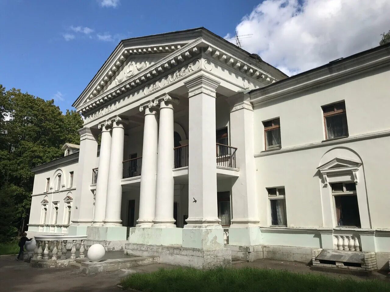 Новая жизнь "Дома творчества в Переделкино" п ДСК "Мичуринец" на Раёнзе