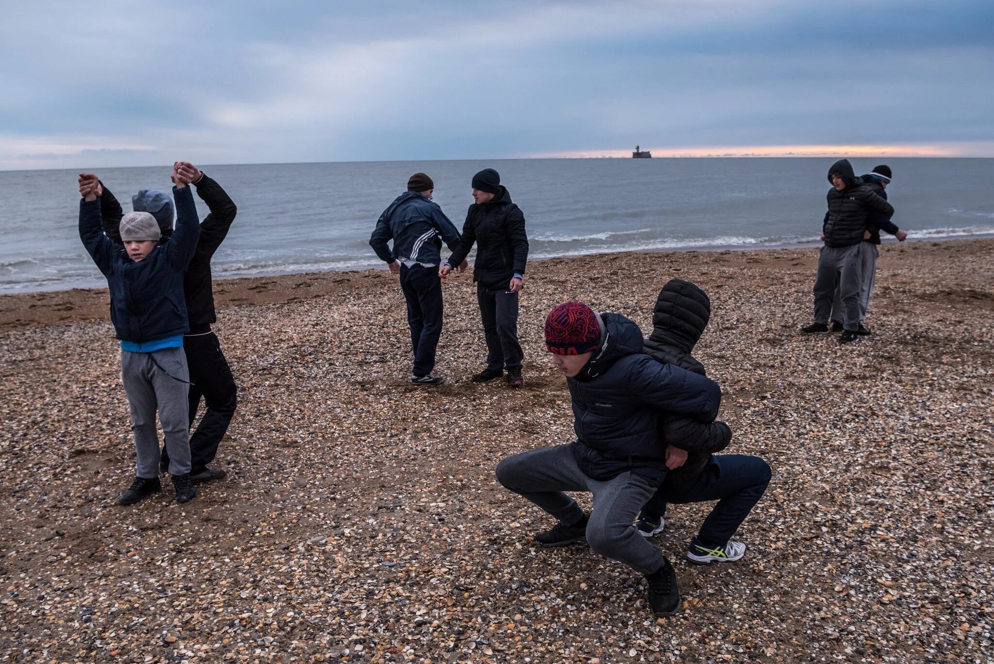 Высказывания про каплю в море. Мужественный поступок. Объявления против абортов. За жизнь против абортов. Добрые поступки людей.