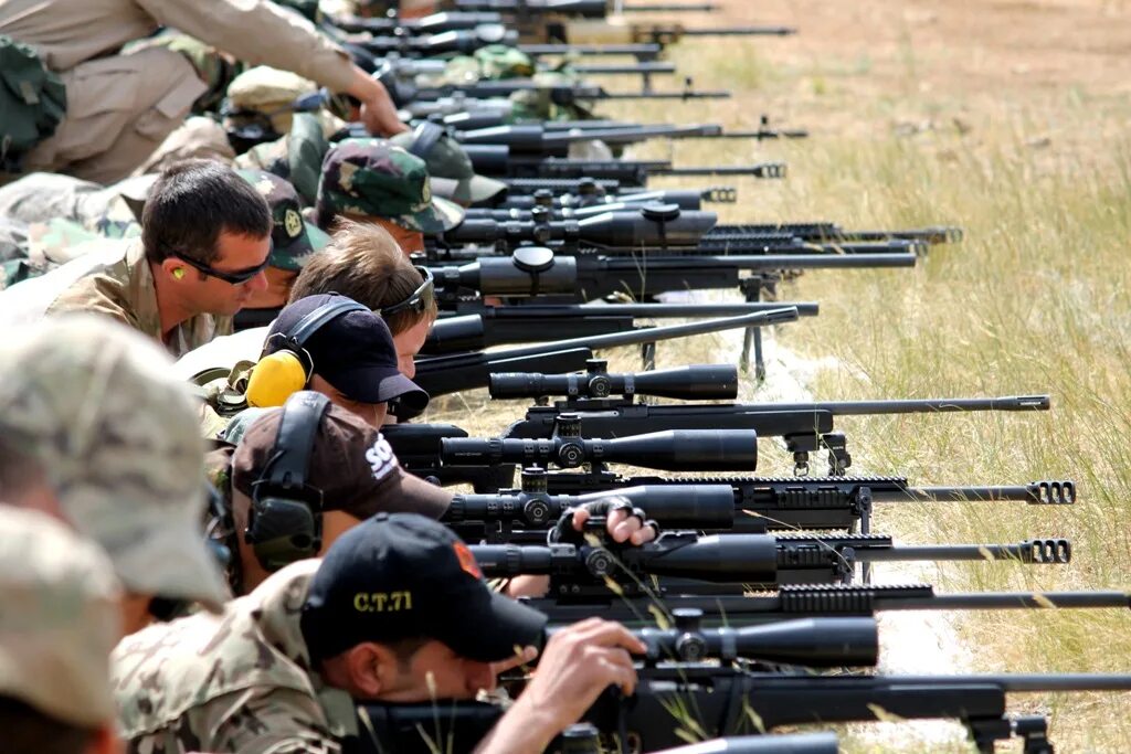 Военная маскировка. Много снайперов. 2009). Снайпер на позиции. Лучшие снайперы.