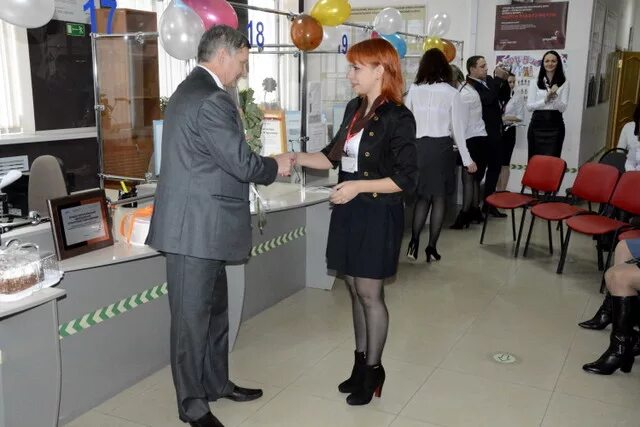 Расписание мфц тайшет. Начальник мфц тайшет. Мфц 5 лет работы. Мфц 10 лет день рождения. Мфц 5 лет работы.