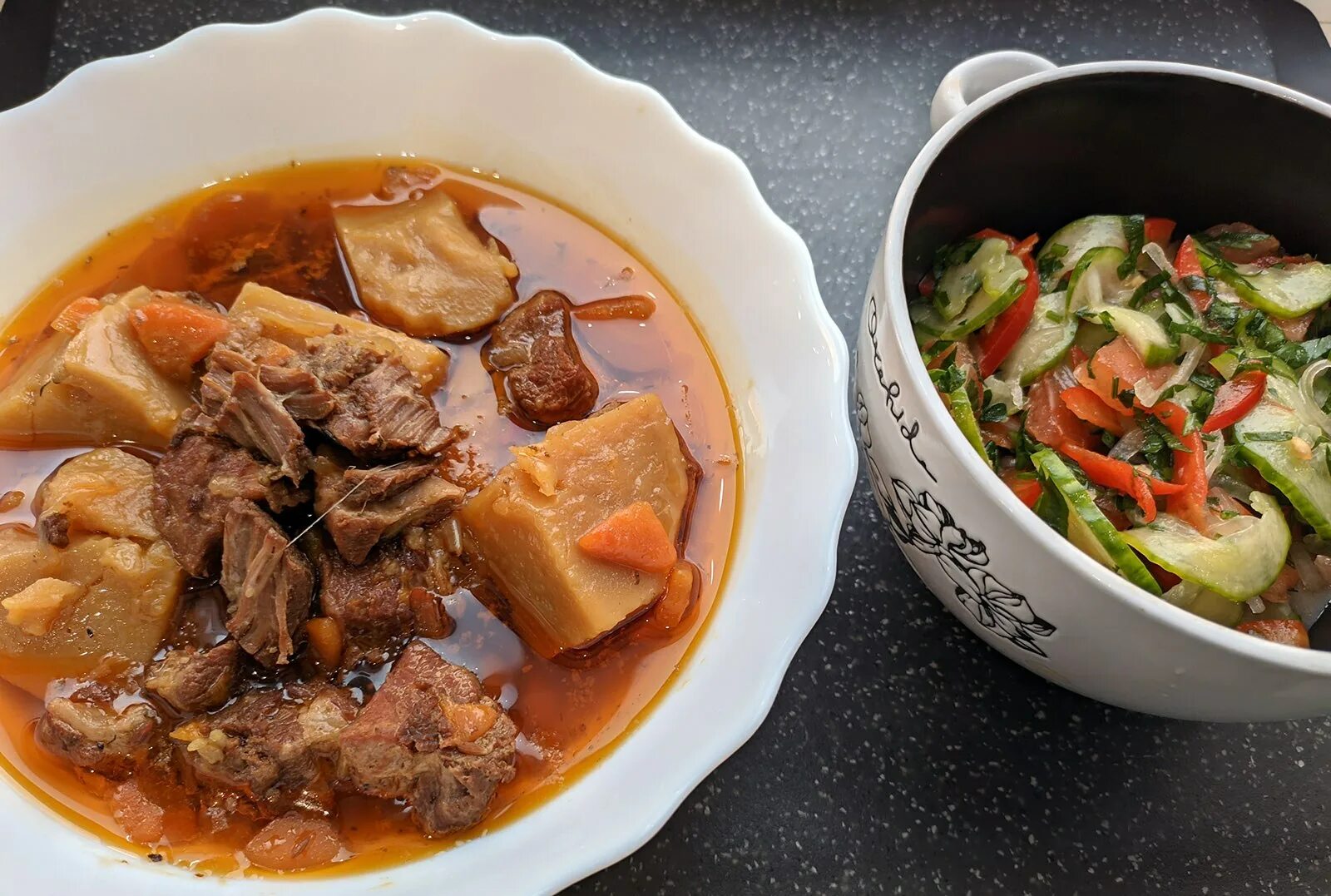 Тушеная картошка с говядиной в казане рецепт. Шурпа в афганском казане. холодец в афганском казане. мясо в афганском казане. афганский куурдак.
