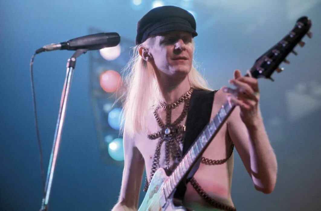 Johnny rocks