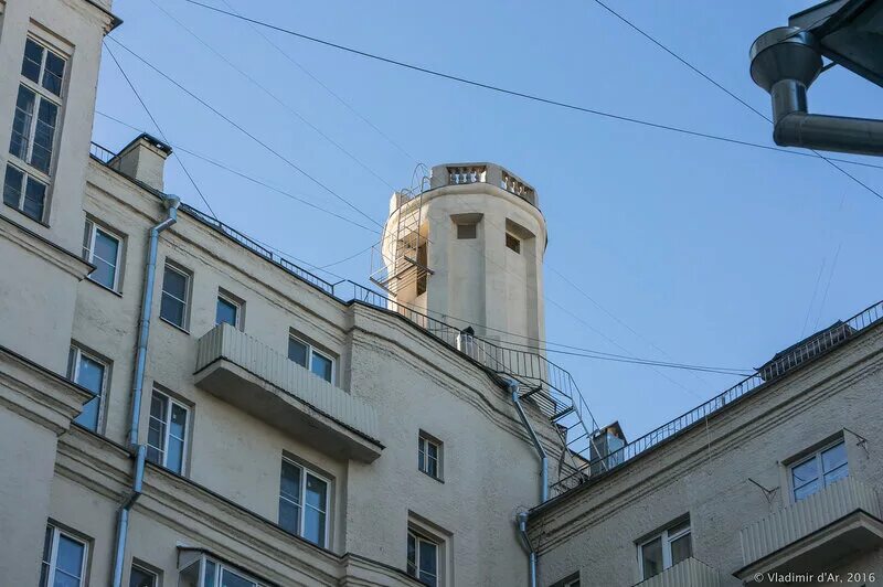 Дом писателей в Лаврушинском переулке квартира Пастернака. Дом писателей в Лаврушинском. Дом в Лаврушинском Пастернак. Квартира Пастернака в Лаврушинском переулке. Вести дом писателей