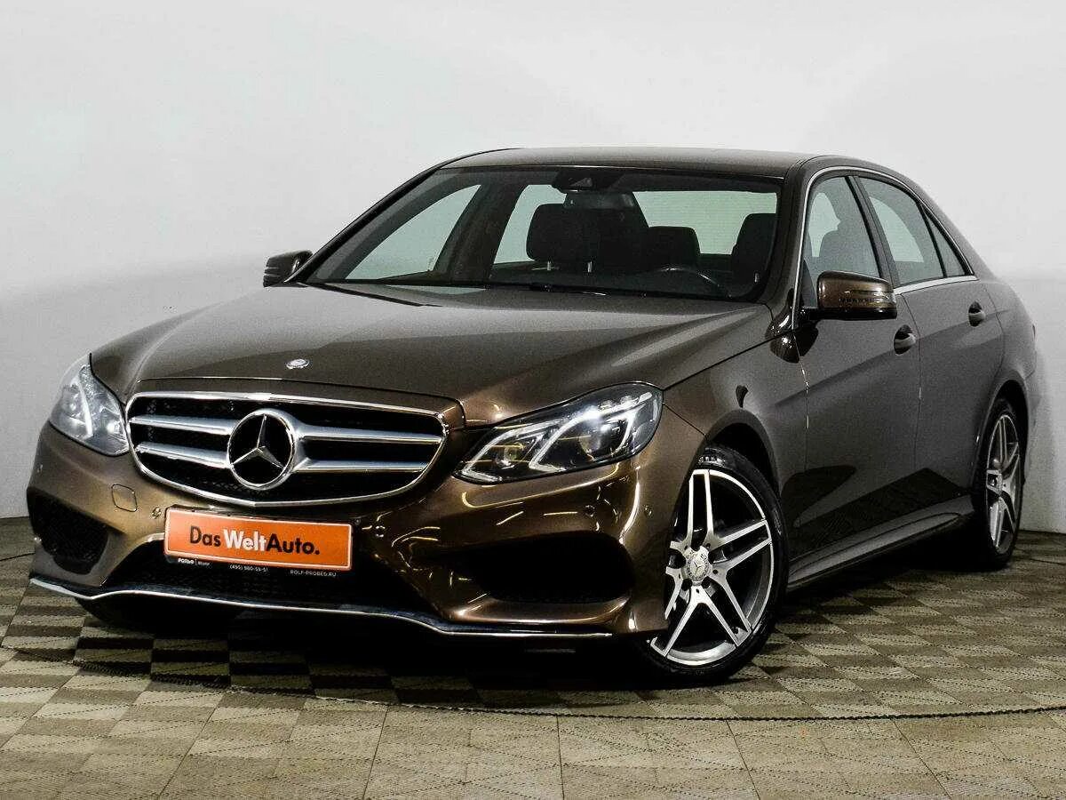 Купить новый е класс. Mercedes-Benz е200. Мерседес Бенц е200. Mercedes Benz e class w212 2015. Мерседес-Бенц e 200.