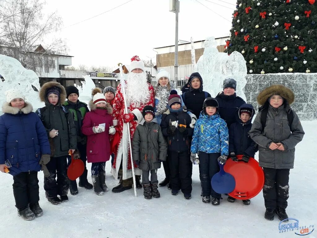 Погода усолье. Усолье-Сибирское дед Мороз. Усолье-Сибирское новый год. Мишелевка новый год. Морозов Усолье Сибирское.